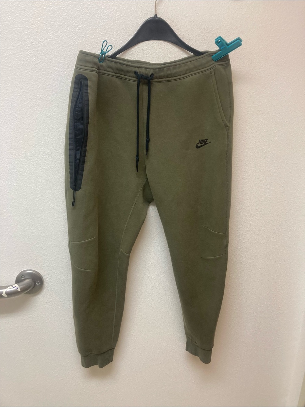 Nike Olive Green Men's Barrel Leg Joggers (XL)